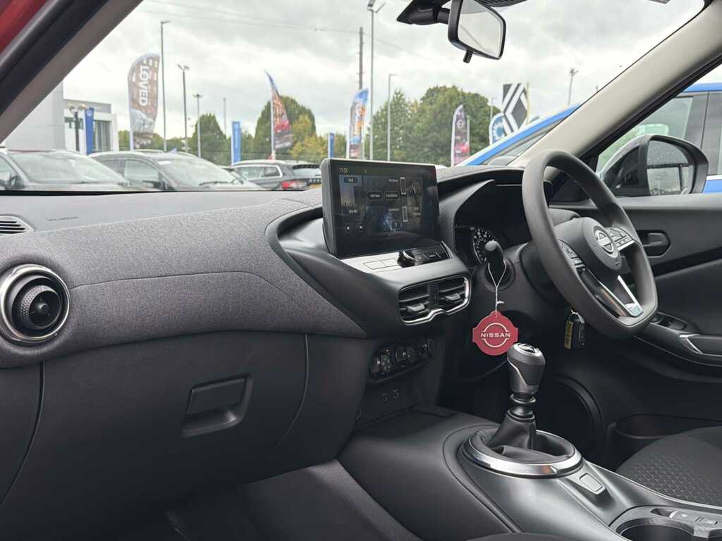 Nissan Juke 1.0 Dig-t Acenta Premium Suv Dct E White #7