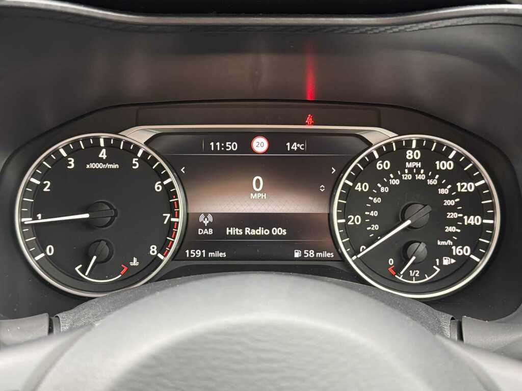 Nissan Juke 1.0 Dig-t Acenta Premium Suv Dct E White #9