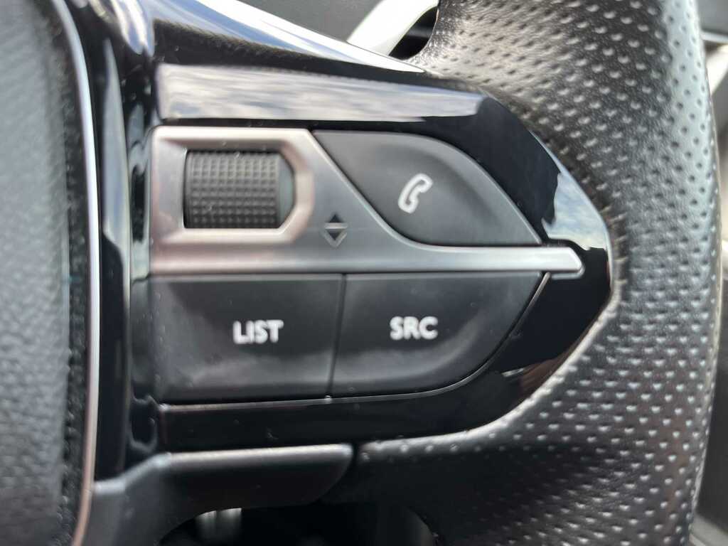 Peugeot 3008 1.2 Puretech Active Premium Grey #23