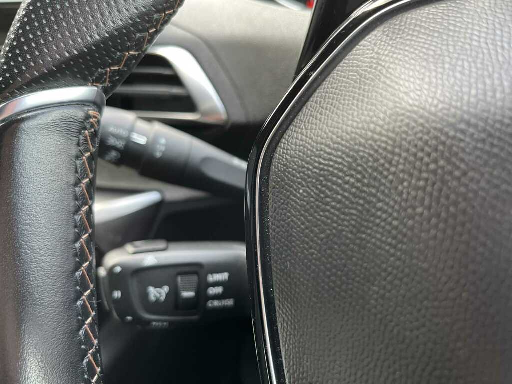Peugeot 3008 1.2 Puretech Active Premium Grey #24