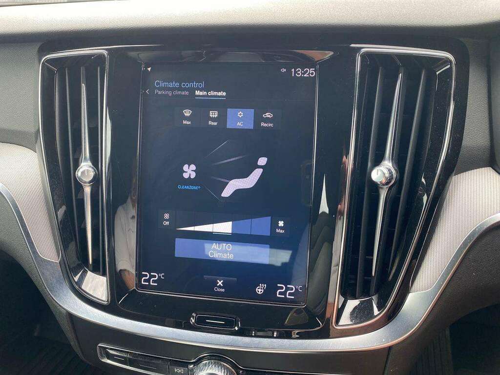 Volvo V60 2.0 D4 190 Momentum Grey #12