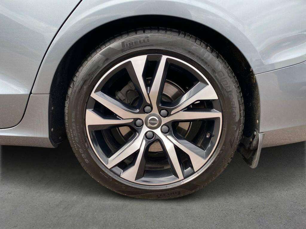 Volvo V60 2.0 D3 R Design  #6