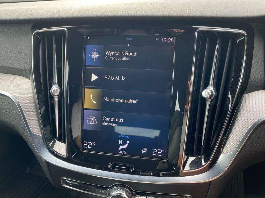 Volvo V60 2.0 D4 190 Momentum Grey #11