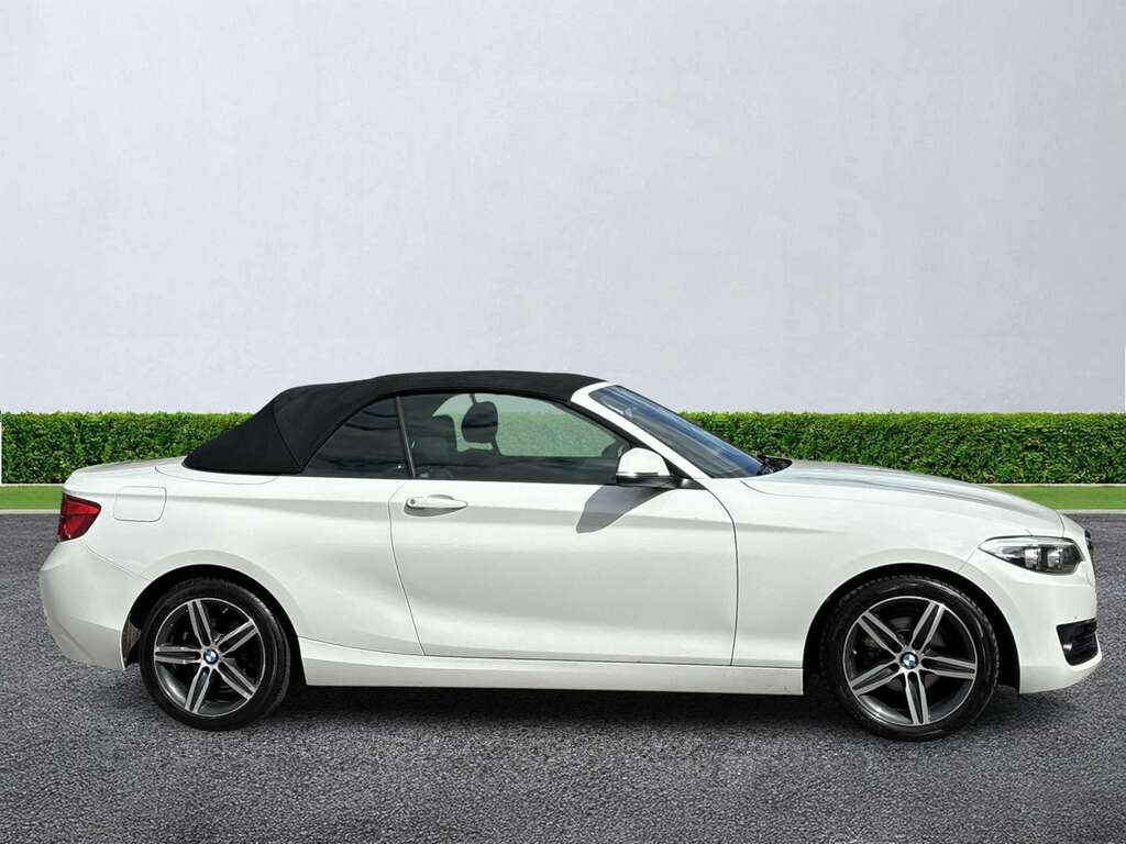 BMW 2 Series 218I Sport Nav White #3