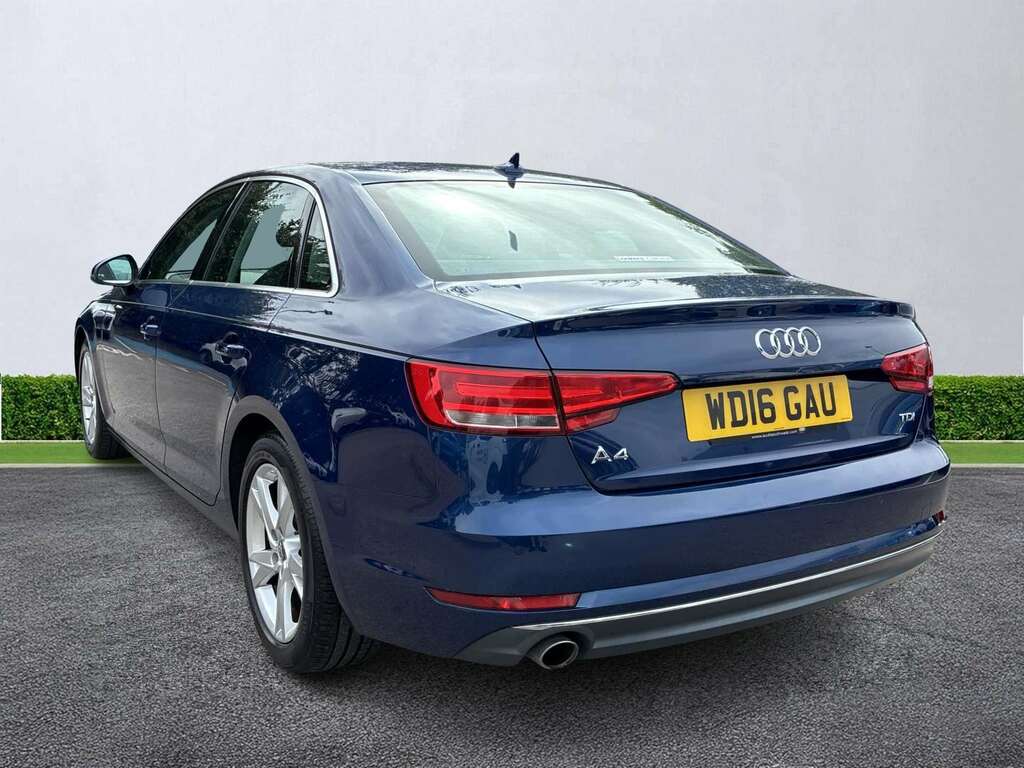 Audi A4 2.0 Tdi Ultra Se #2