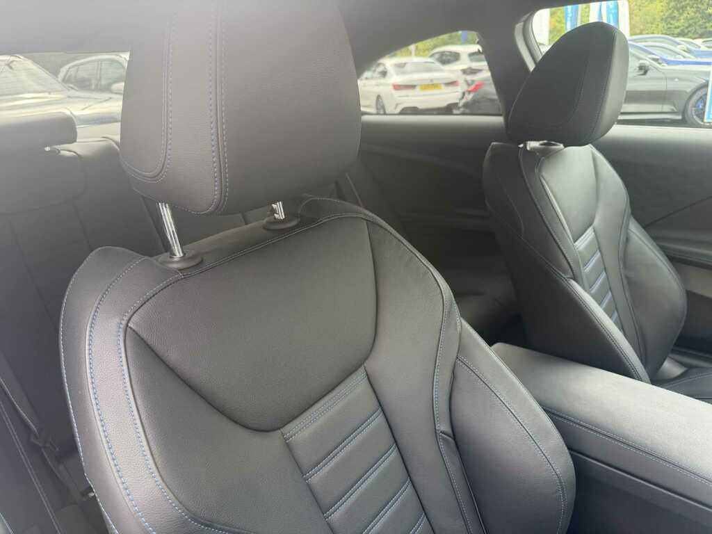 BMW 2 Series 218D M Sport Gran Tourer White #25