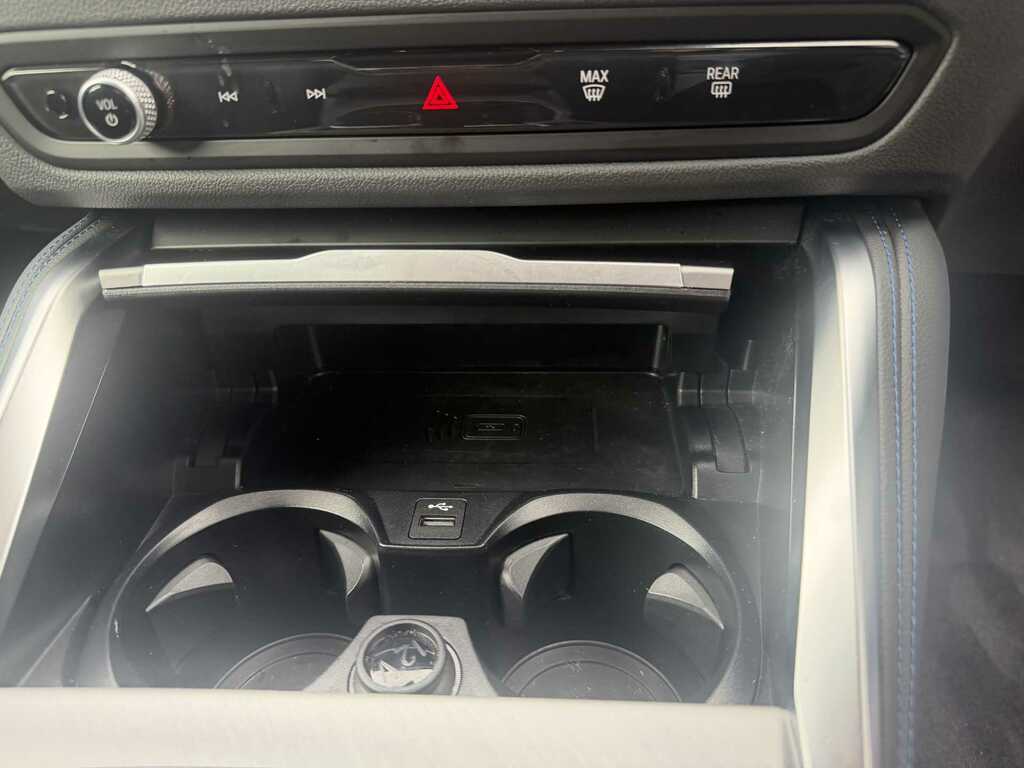 BMW 2 Series 218D M Sport Gran Tourer White #41