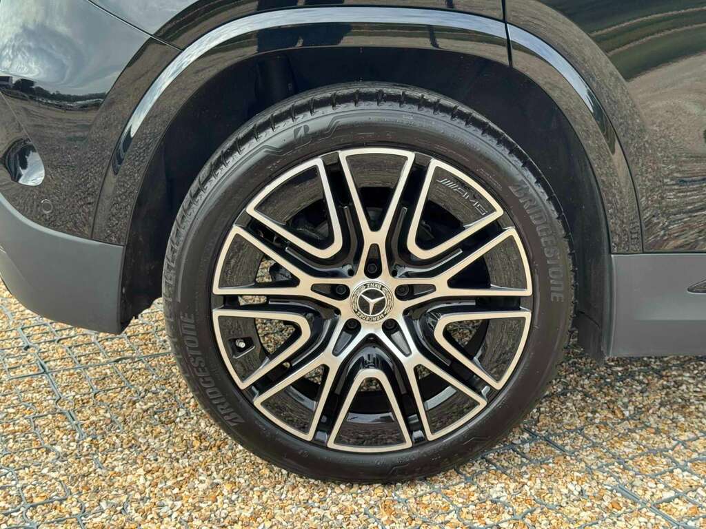 Mercedes-Benz GLA Class Gla 200 Amg Line Premium #6