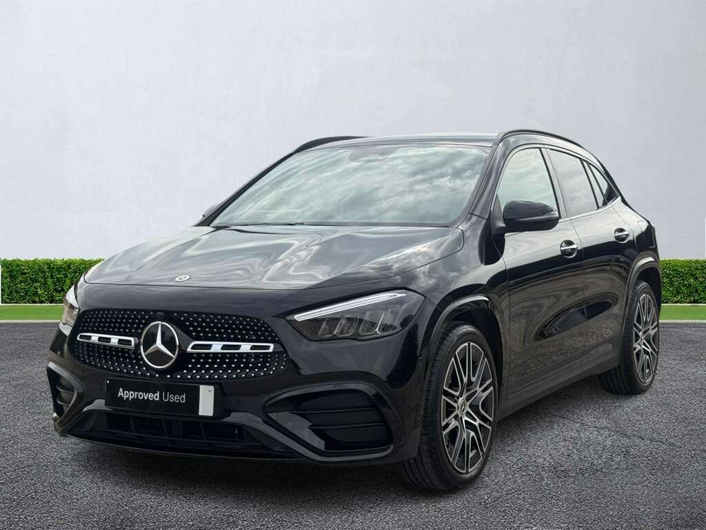 Mercedes-Benz GLA Class Gla 200 Amg Line Premium #2
