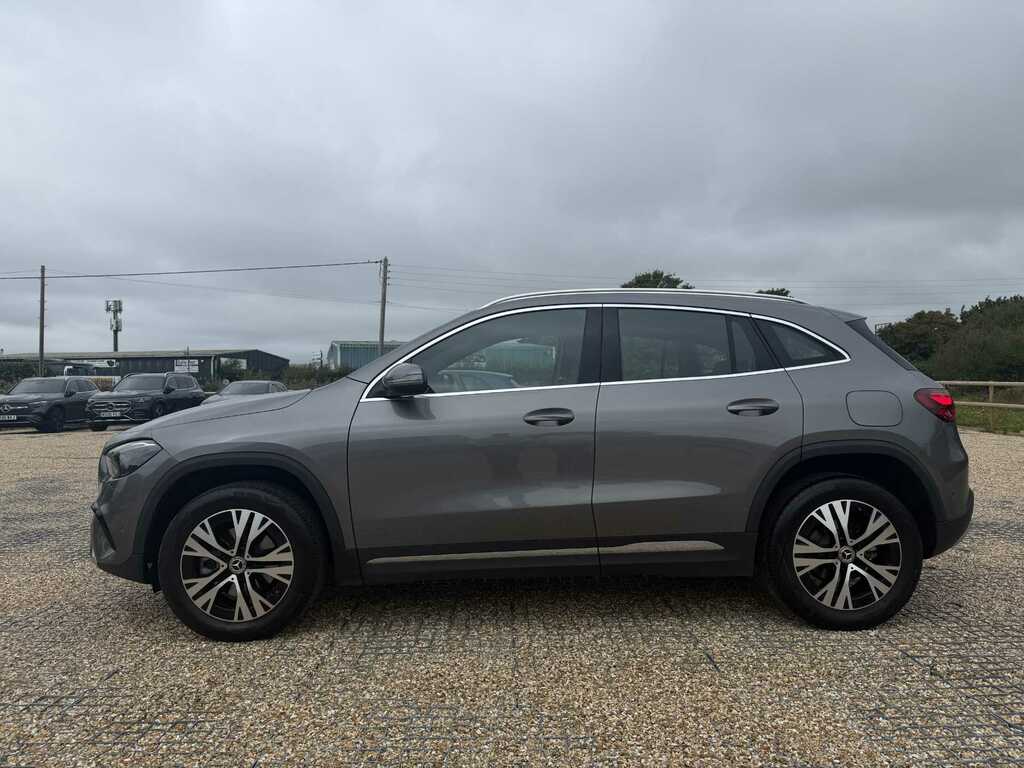 Mercedes-Benz GLA Class Gla 200 Sport Executive  #6