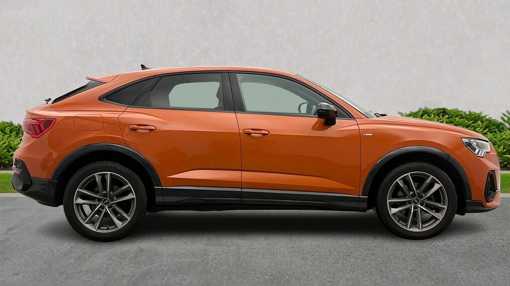 Audi Q3 35 Tfsi Black Edition S Tronic Cs Pack #3