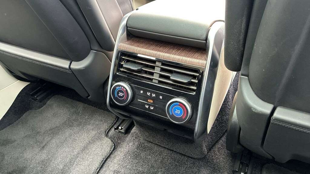Land Rover Range Rover 3.0 D350 Brown #18
