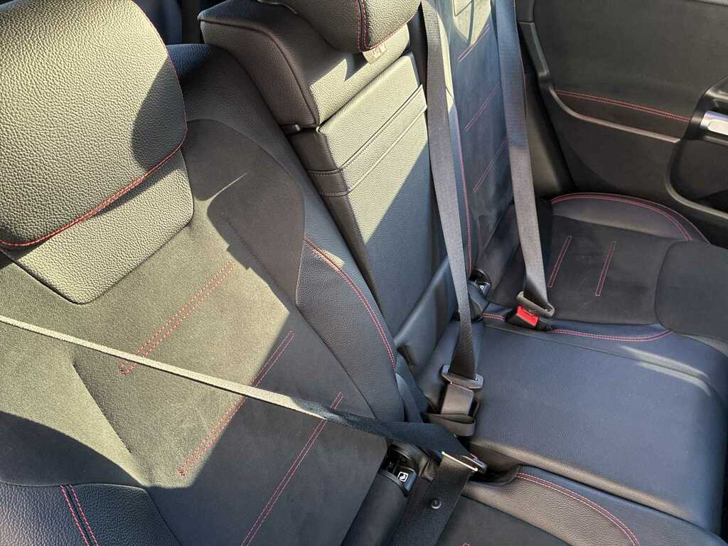 Mercedes-Benz GLB Class Glb 200 Amg Line 7G-tronic Grey #15