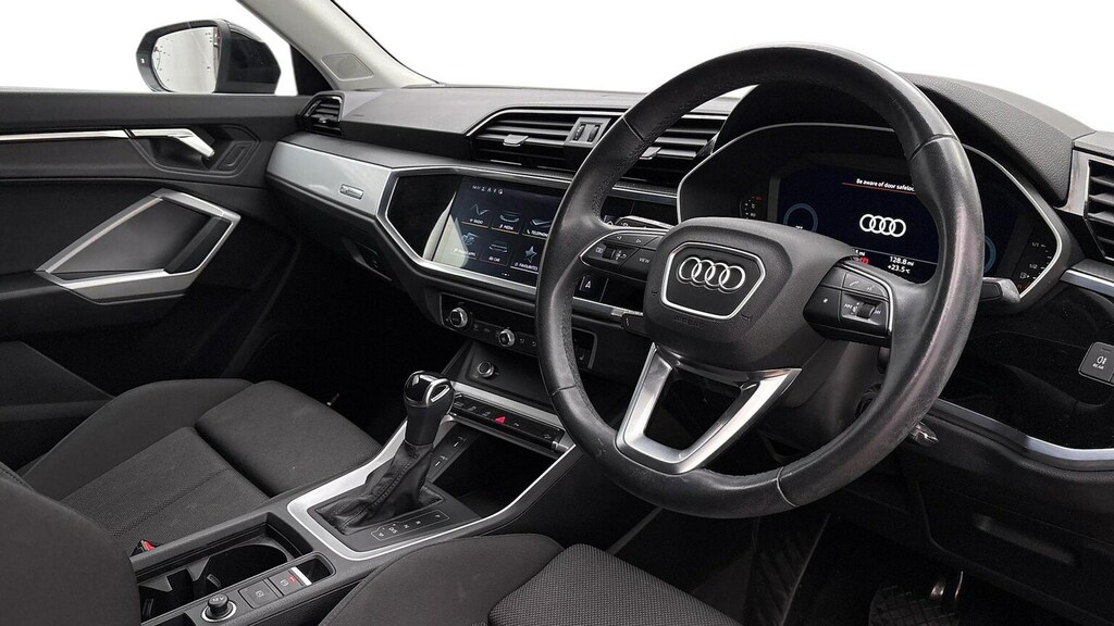 Audi Q3 35 Tfsi Sport S Tronic #6