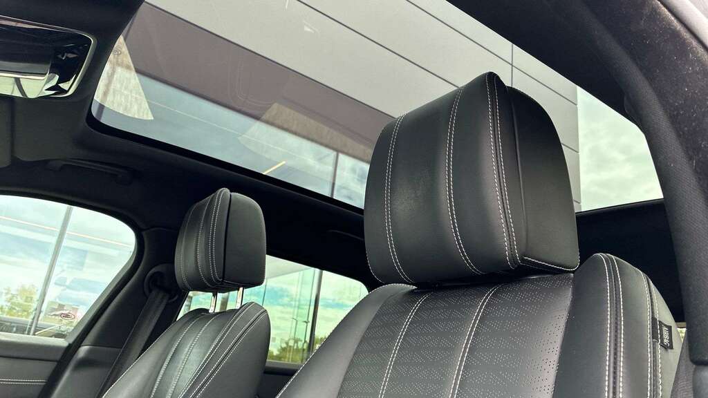 Land Rover Range Rover Velar 2.0 P250 R-dynamic Hse Black #21