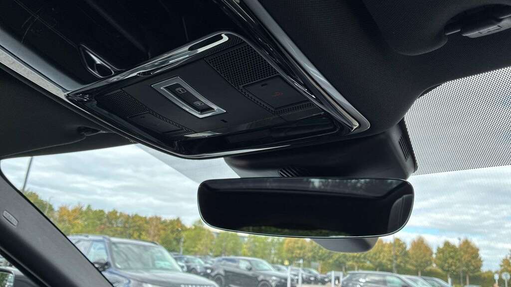 Land Rover Range Rover Velar 2.0 P250 R-dynamic Hse Black #23