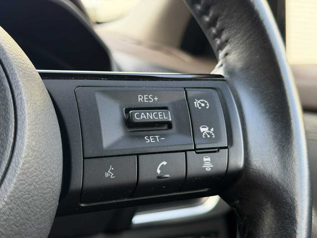 Nissan X-Trail E-4orce Tekna Grey #23