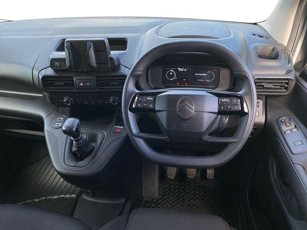 Citroen Berlingo Driver White #12