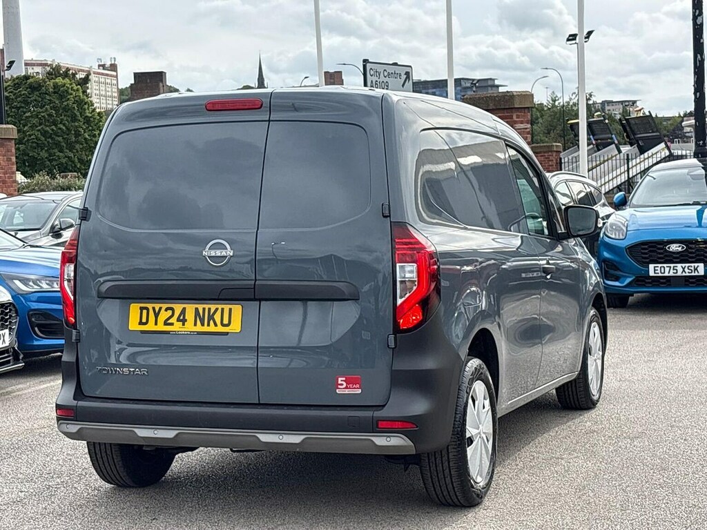 Nissan TOWNSTAR Acenta L2 Panel Van White #19
