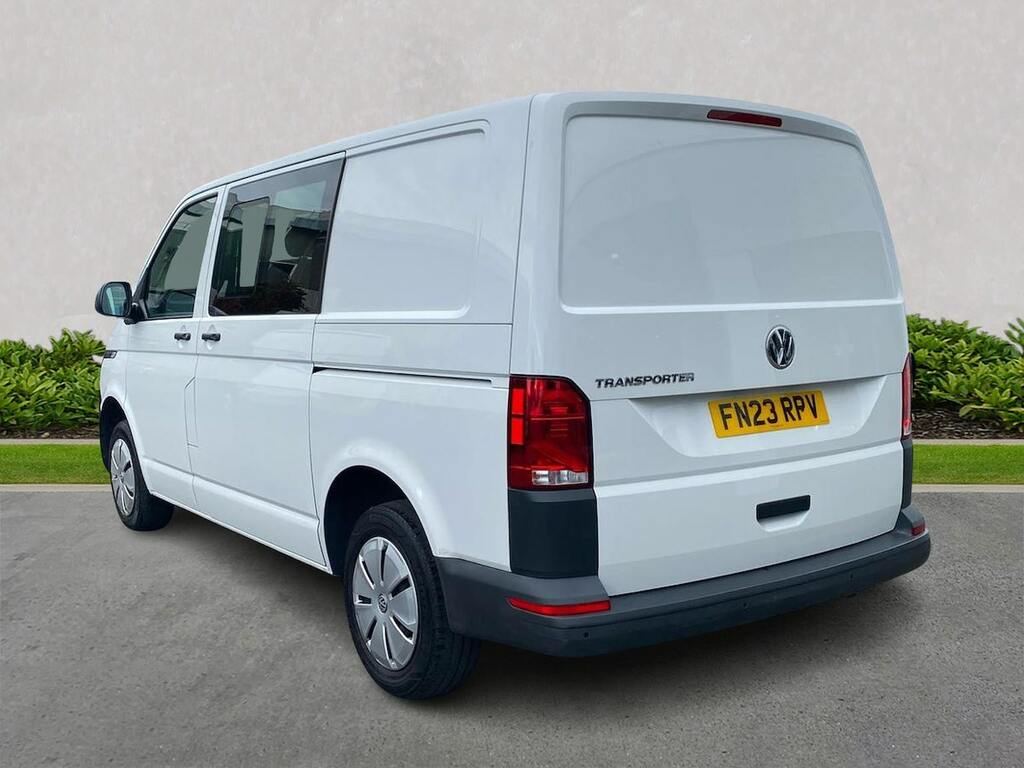 Volkswagen Transporter 2.0 Tdi 110 Startline Business Kombi Van #2