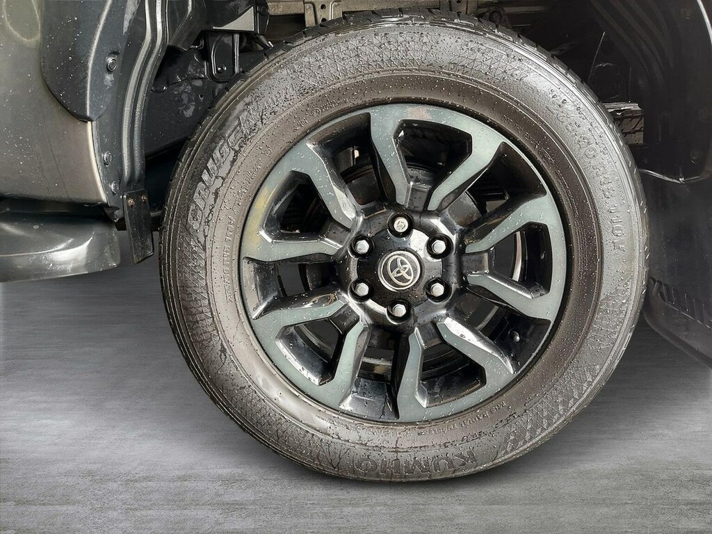 Toyota HILUX Invincible Dcab Pick Up 2.8 D-4d #6