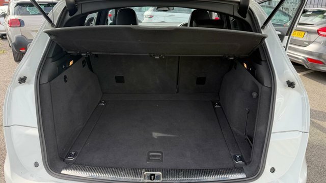 Audi Q5 2.0 Tdi Quattro Se Black #18
