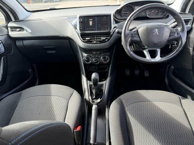 Peugeot 208 1.2 Puretech Tech Edition  #16