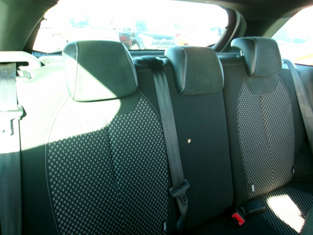 Citroen DS3 Hdi Dstyle Red #8