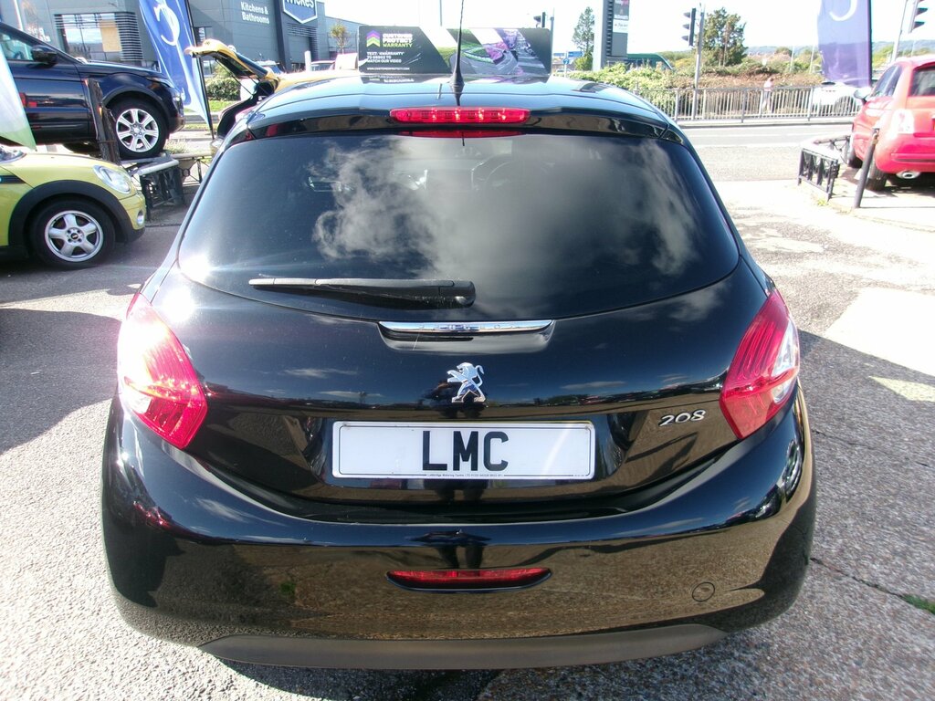 Peugeot 208 1.2 Vti Puretech Allure Hatchback Manua Black #5