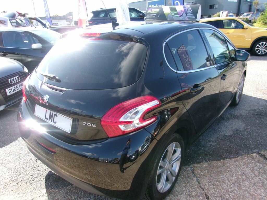 Peugeot 208 1.2 Vti Puretech Allure Hatchback Manua Black #6