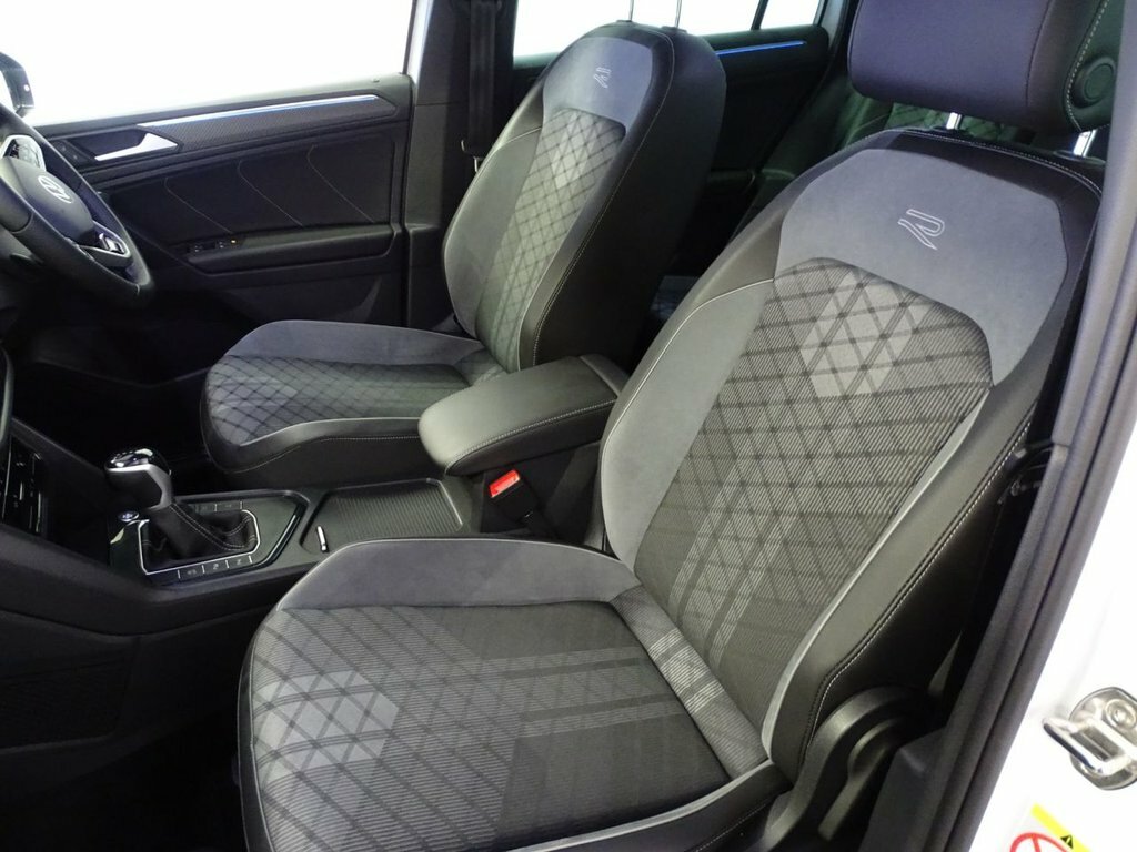 Volkswagen Tiguan 2L R-line Edition White #5