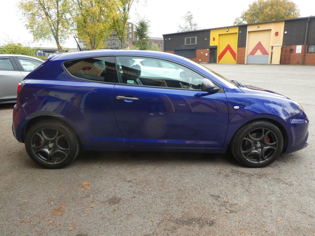 Alfa Romeo MiTo 1.3 Jtdm-2 95 Speciale Start Stop Hatchback YY66NXT #4