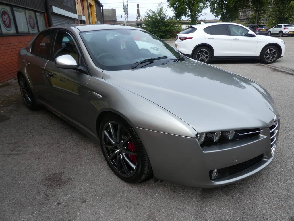 Alfa Romeo 159 1.75 Tbi 200 Ti Turismo Internazionale Saloo  #3