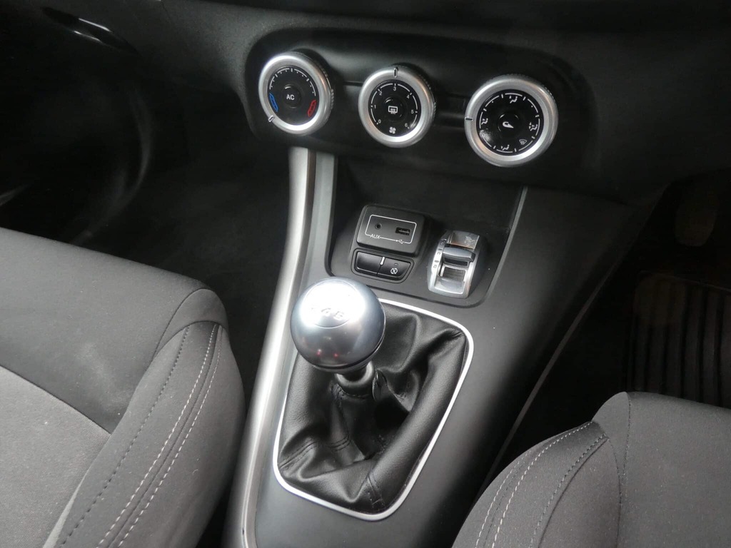 Alfa Romeo Giulietta White #18