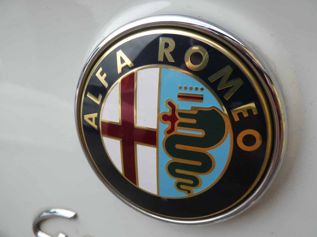 Alfa Romeo Giulietta White #23