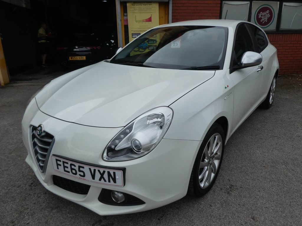 Alfa Romeo Giulietta 1.6 Jtdm-2 105 Progression Start Stop Hatchb