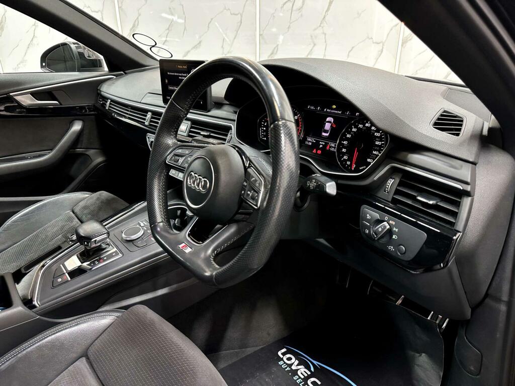 Audi A4 Black Edition Black #2