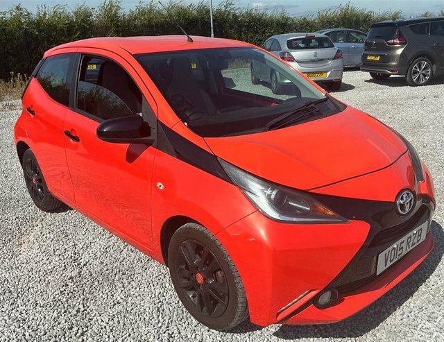 Toyota Aygo Vvt-i X-cite Hatchback Orange