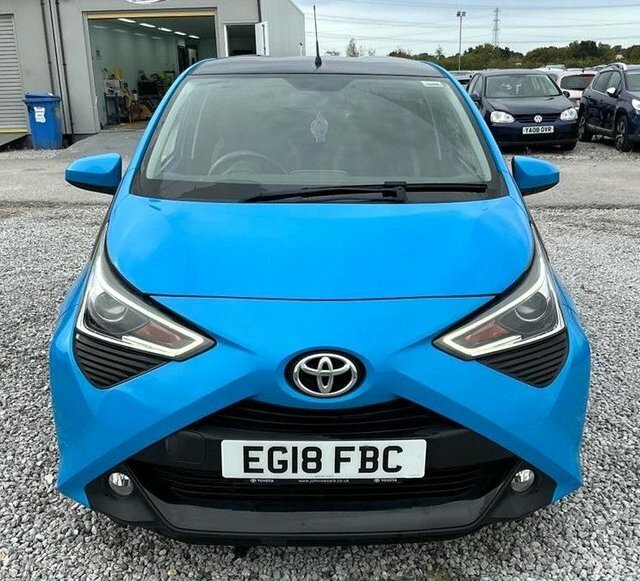 Toyota Aygo Vvt-i X-press Hatchback Blue #3