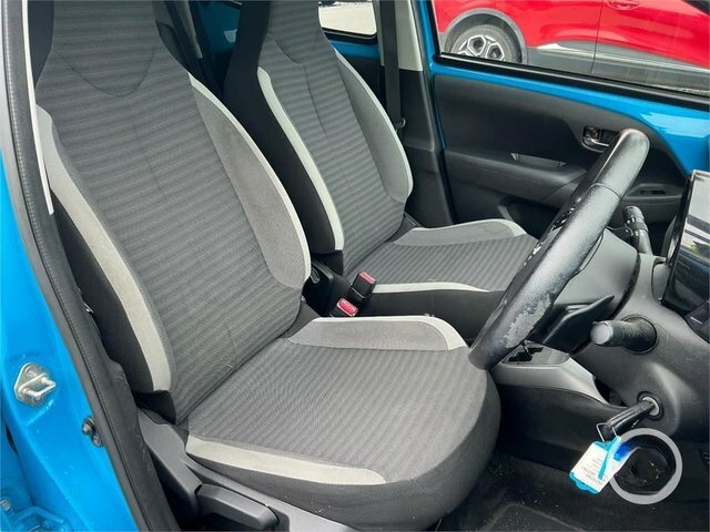 Toyota Aygo Hatchback #8