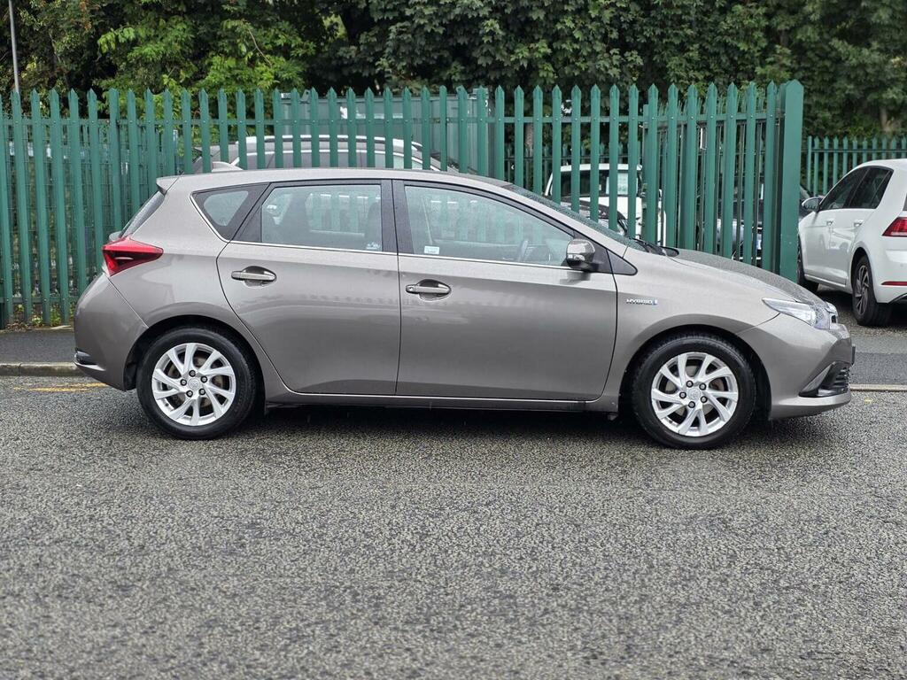 Toyota Auris 1.8 Vvt-h Excel Cvt Euro 6 Ss Safety Sense Brown #2
