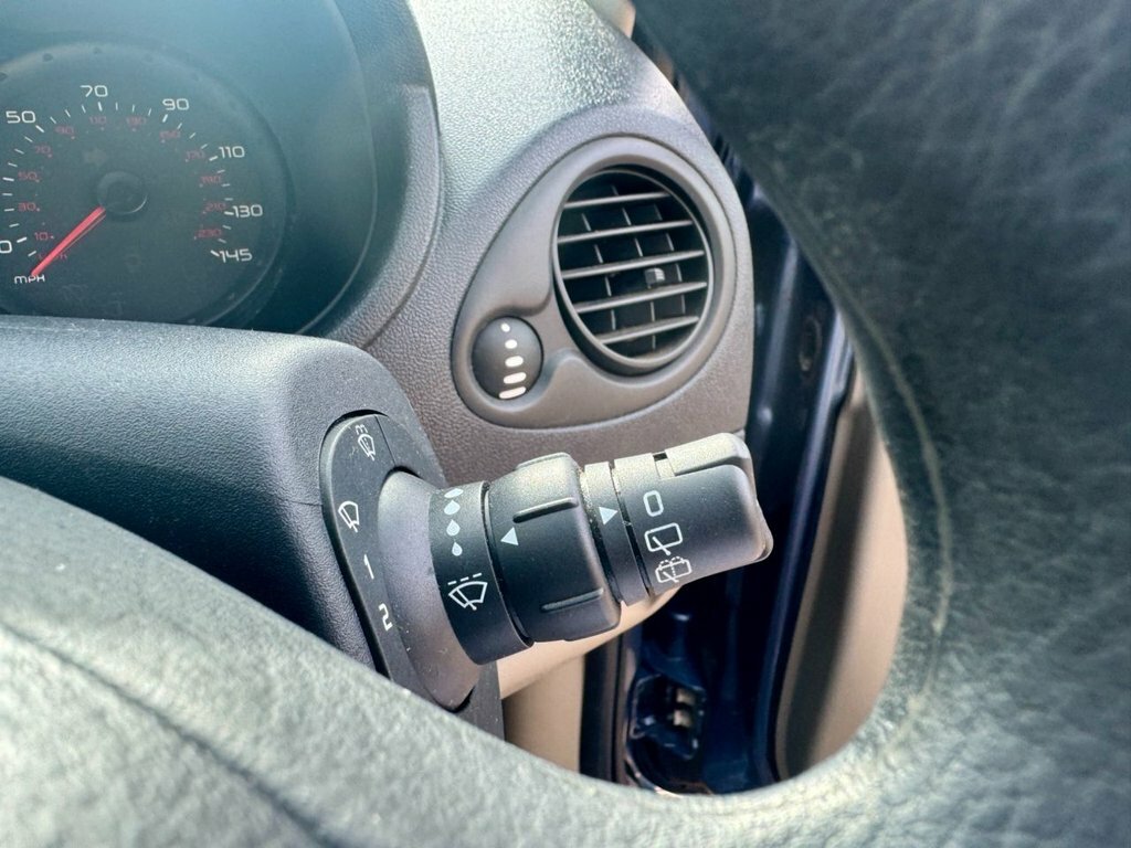 Renault Clio Dynamique 16V Black #31