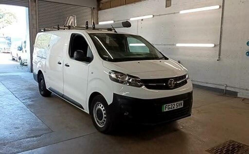 Vauxhall Vivaro Panel Van 3100 50Kwh Dynamic L2 H1 6Dr 7.4Kw White
