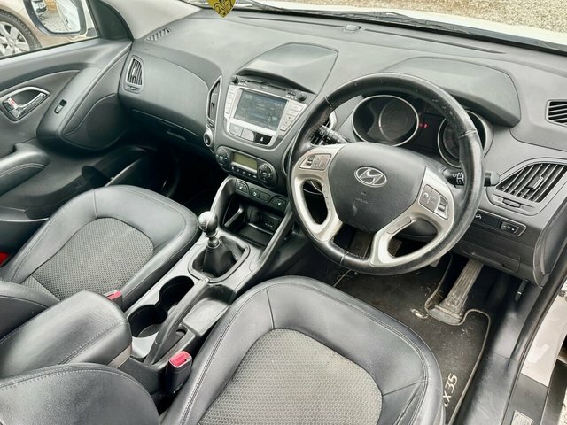 Hyundai Ix35 1.7 Premium Crdi 114 Bhp Silver #10