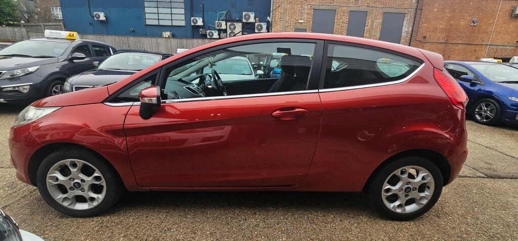 Ford Fiesta 1.6 Tdci Zetec Red #5