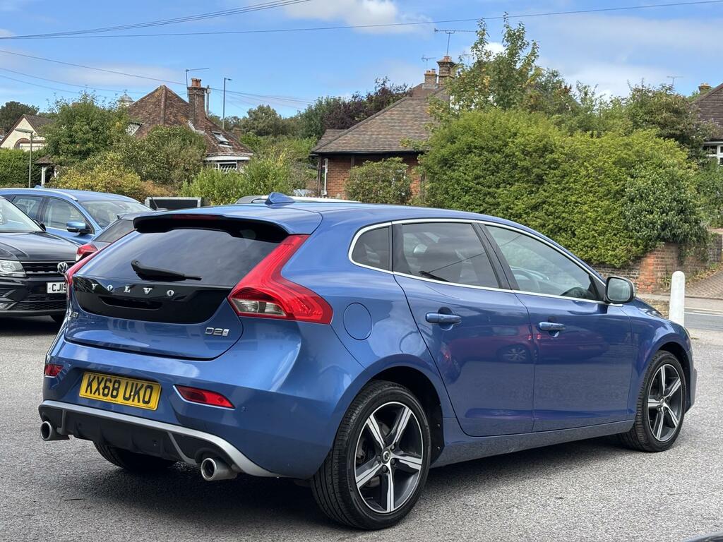 Volvo V40 2.0 D2 R-design Nav Plus Hatchback Manu Blue #3