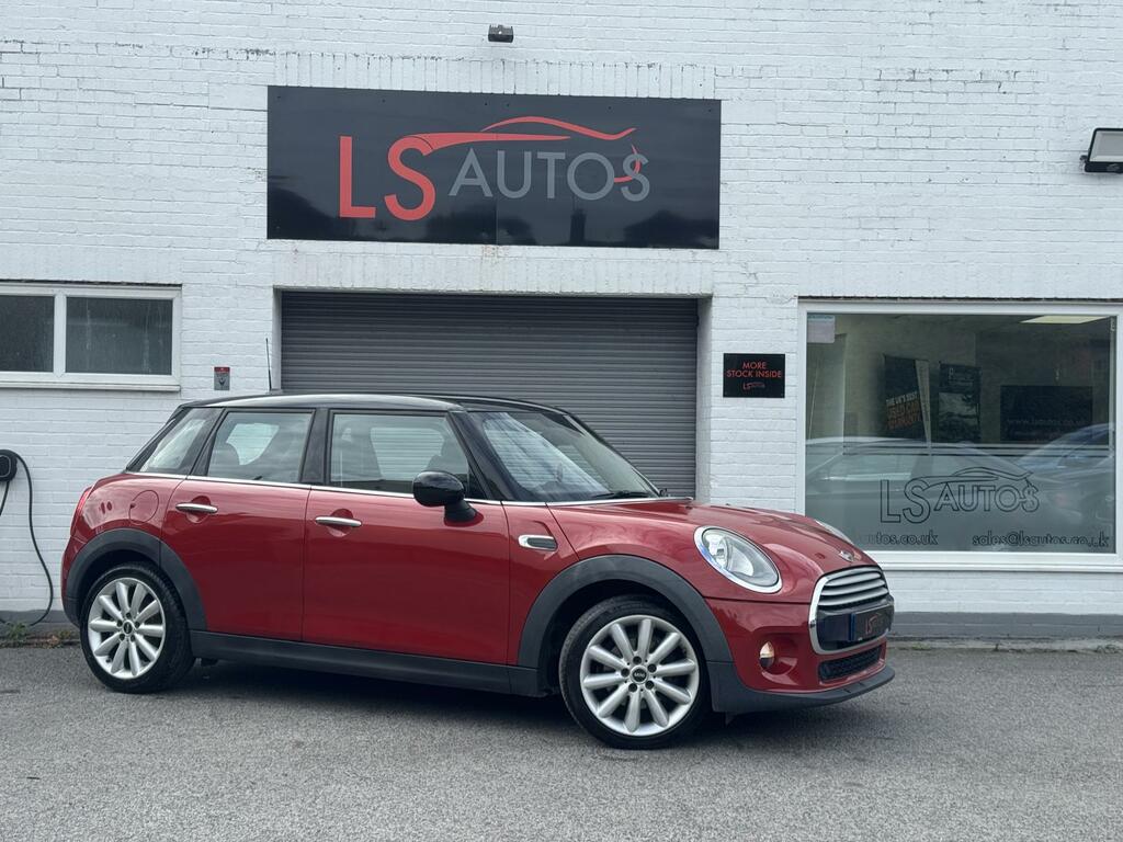 Mini Hatch Cooper D Red