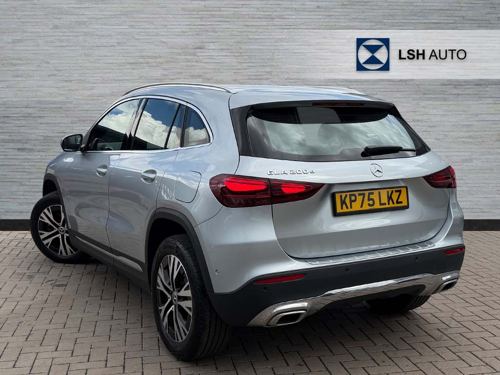 Mercedes-Benz GLA Class Gla 200D Sport Executive KP75LKZ Silver #4