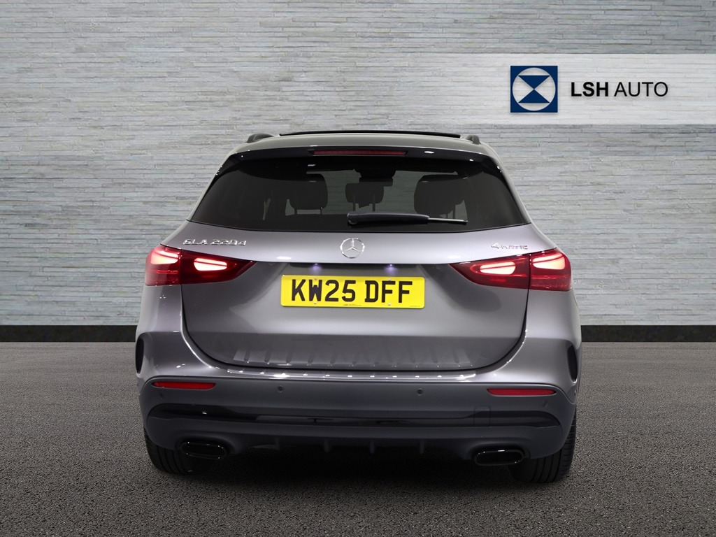 Mercedes-Benz GLA Class Gla 220D 4Matic Amg Line Premium Plus KW25DFF Grey #5