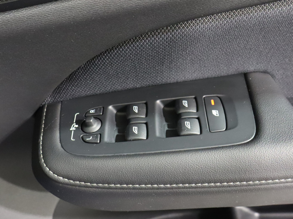 Volvo S60 T5 R-design Plus Active Bending Headlig Black #32
